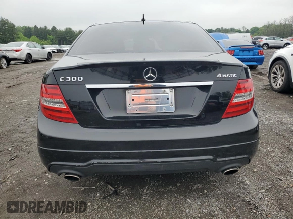 2013 Mercedes-Benz C 300 Sport z VIN WDDGF8AB4DR279598, wystawiony jako Copart lot #56685705 z przebiegiem 103 830 mil mil oraz Szkoda całkowita • Salvage title. Historia ofert i sprzedaży dostępna na DreamBid. Obrazek 6.