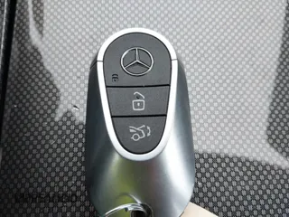 2023 Mercedes-Benz C 300 with VIN W1KAF4HB2PR146685, listed as a IAAI auction lot 41462936 with 14,285 mi miles and . Bid and sale history available at DreamBid. Image 11.