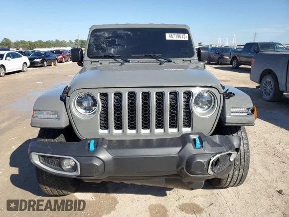2023 Jeep Wrangler Sahara with VIN 1C4JJXP61PW505122, listed as a Copart auction lot 46719615 with 28,691 mi miles and Salvage Title. Bid and sale history available at DreamBid. Image 5.