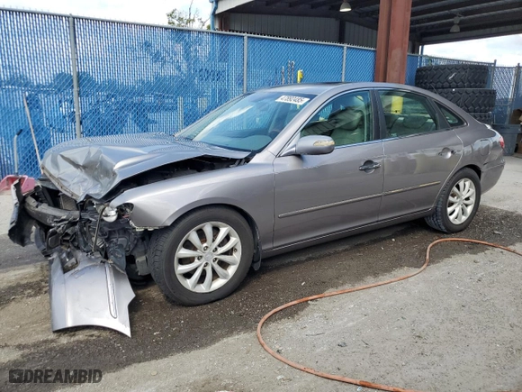 2008 Hyundai Azera Limited with VIN KMHFC46F38A292474, listed as a Copart auction lot 47892485 with 152,402 mi miles and Salvage Title. Bid and sale history available at carsss.com. Image 1.