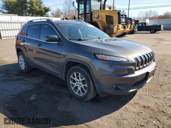 2018 Jeep Cherokee Latitude Plus with VIN 1C4PJMLB7JD562858, listed as a Copart auction lot 49663405 with 107,543 mi miles and Clean Title. Bid and sale history available at DreamBid. Image 4.