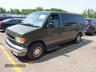 2002 Ford Econoline Passenger XL с VIN 1FMRE11L62HB47155, выставлен на аукционе IAAI как лот 42399282 с пробегом 181 749 миль миль и . История ставок и продаж доступна на DreamBid. Изображение 2.
