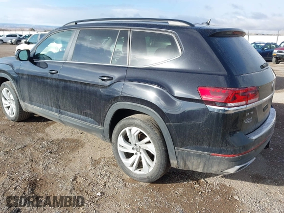 2022 Volkswagen Atlas 3.6L V6 SE w/Technology with VIN 1V2HR2CA3NC545557, listed as a IAAI auction lot 41686679 with 46,641 mi miles. Bid and sale history available at carsss.com. Image 3.