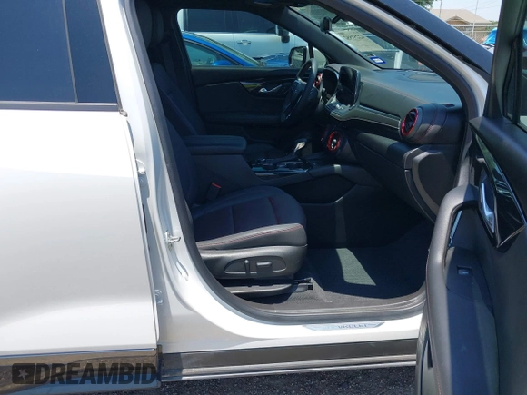 2024 Chevrolet Blazer RS with VIN 3GNKBERS5RS180321, listed as a IAAI auction lot 42259552 with 21,356 mi miles and . Bid and sale history available at DreamBid. Image 5.