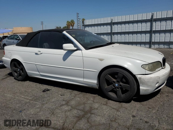 2004 BMW 3 Series 325Ci with VIN WBABW33484PL29739, listed as a Copart auction lot 65087934 with 121,581 mi miles and Salvage Title. Bid and sale history available at carsss.com. Image 4.