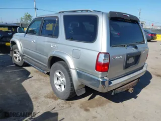 2001 Toyota 4Runner SR5 with VIN JT3HN86R010359850, listed as a IAAI auction lot 42053263 with 294,884 mi miles. Bid and sale history available at carsss.com. Image 3.