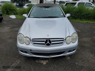 2007 Mercedes-Benz CLK-Class 3.5L with VIN WDBTK56G87F220761, listed as a Copart auction lot 74673524 with 145,402 mi miles and Salvage Title. Bid and sale history available at carsss.com. Image 5.