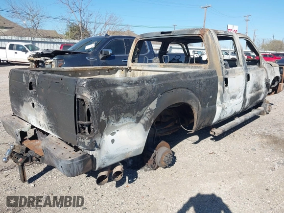 2016 Ford F-250 Lariat with VIN 1FT7W2BT3GEB59866, listed as a IAAI auction lot 41684128 with 200,117 mi miles and . Bid and sale history available at DreamBid. Image 4.