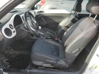 2012 Volkswagen Beetle 2.5L w/Sun/Sound/Nav PZEV with VIN 3VWHP7AT3CM627340, listed as a Copart auction lot 42633385 with 115,862 mi miles and Salvage Title. Bid and sale history available at carsss.com. Image 7.