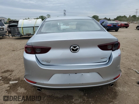 2020 Mazda 3 S Carbon Edition z VIN JM1BPBCMXL1162960, wystawiony jako Copart lot #57603795 z przebiegiem 31 229 mil mil oraz Szkoda całkowita • Salvage title. Historia ofert i sprzedaży dostępna na DreamBid. Obrazek 6.
