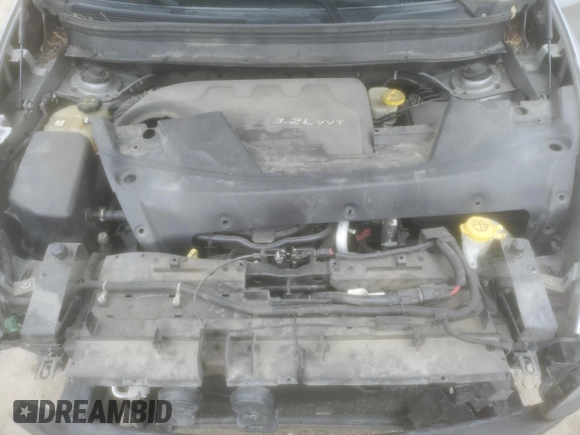 2014 Jeep Cherokee Trailhawk with VIN 1C4PJMBS1EW240177, listed as a Copart auction lot 43321715 with 212,339 mi miles and Salvage title. Bid and sale history available at DreamBid. Image 12.