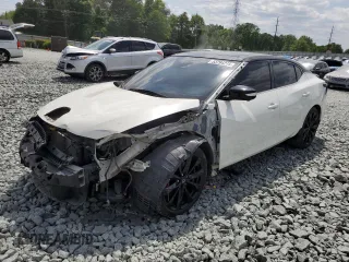 2019 Nissan Maxima SR с VIN 1N4AA6AV8KC382218, выставлен на аукционе Copart как лот 53794275 с пробегом 62 022 миль миль и Списание • Salvage title. История ставок и продаж доступна на DreamBid. Изображение 1.
