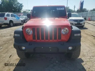 2020 Jeep Gladiator Sport S with VIN 1C6HJTAG2LL135519, listed as a Copart auction lot 60145775 with 35,122 mi miles and Salvage title. Bid and sale history available at DreamBid. Image 5.