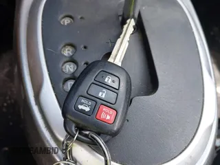 2016 Toyota Corolla L z VIN 2T1BURHE8GC532887, wystawiony jako IAAI lot #42509172 z przebiegiem 91 720 mil mil oraz . Historia ofert i sprzedaży dostępna na DreamBid. Obrazek 11.