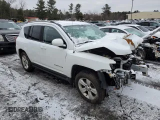 2014 Jeep Compass Latitude with VIN 1C4NJDEB9ED911237, listed as a Copart auction lot 85651674 with Not Provided miles and Salvage Title. Bid and sale history available at DreamBid. Image 4.