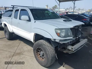 2010 Toyota Tacoma PreRunner with VIN 5TETU4GN4AZ688709, listed as a IAAI auction lot 42466124 with 266,032 mi miles and . Bid and sale history available at DreamBid. Image 1.