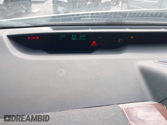 2007 Toyota Prius z VIN JTDKB20U873273942, wystawiony jako IAAI lot #42113046 z przebiegiem 126 635 mil mil oraz . Historia ofert i sprzedaży dostępna na DreamBid. Obrazek 7.