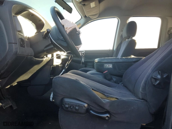 2005 Dodge Ram 1500 SLT with VIN 1D7HA18D05S284518, listed as a Copart auction lot 44152205 with 247,735 mi miles and Salvage Title. Bid and sale history available at carsss.com. Image 7.
