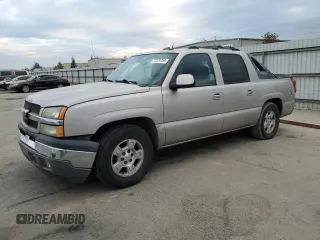 2005 Chevrolet Avalanche LS with VIN 3GNEC12Z75G216923, listed as a Copart auction lot 77579754 with 159,948 mi miles and Salvage Title. Bid and sale history available at carsss.com. Image 1.