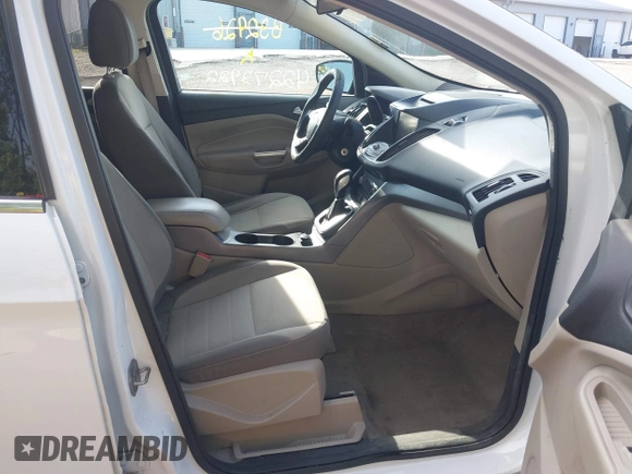 2014 Ford Escape SE with VIN 1FMCU9G92EUB32926, listed as a IAAI auction lot 42273922 with 172,193 mi miles and . Bid and sale history available at DreamBid. Image 5.