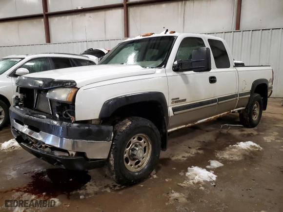 2006 Chevrolet Silverado 2500HD LT2 with VIN 1GCHK29D26E260068, listed as a Copart auction lot 85428204 with 374,212 mi miles and Clean Title. Bid and sale history available at carsss.com. Image 1.