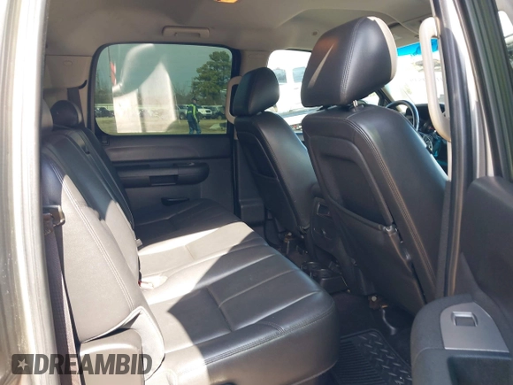 2013 Chevrolet Silverado 1500 LT with VIN 3GCPCSE04DG133517, listed as a IAAI auction lot 41580539 with 126,310 mi miles and . Bid and sale history available at DreamBid. Image 8.