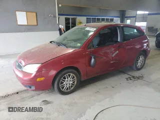 2005 Ford Focus S with VIN 3FAFP31N25R121952, listed as a Copart auction lot 51368155 with 213,571 mi miles and Salvage Title. Bid and sale history available at carsss.com. Image 1.