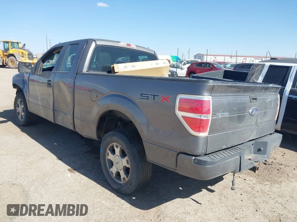 2010 Ford F-150 XL with VIN 1FTEX1CW1AKB71501, listed as a IAAI auction lot 41755273 with 146,272 mi miles and . Bid and sale history available at DreamBid. Image 3.