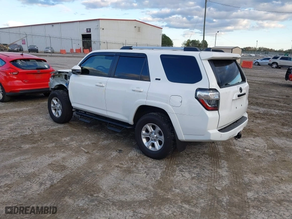 2022 Toyota 4Runner SR5 Premium with VIN JTENU5JR9N6042526, listed as a IAAI auction lot 40919872 with 37,404 mi miles. Bid and sale history available at carsss.com. Image 3.