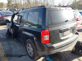2015 Jeep Patriot Sport with VIN 1C4NJPBAXFD377504, listed as a IAAI auction lot 41743361 with 1 mi miles. Bid and sale history available at carsss.com. Image 3.