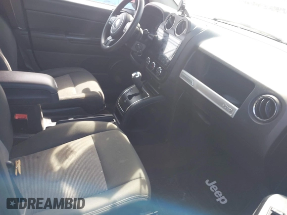 2015 Jeep Compass Sport with VIN 1C4NJCBA6FD185280, listed as a IAAI auction lot 41774462 with 175,082 mi miles. Bid and sale history available at carsss.com. Image 5.