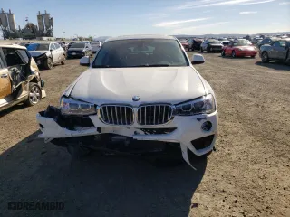 2017 BMW X4 xDrive28i with VIN 5UXXW3C38H0T79909, listed as a Copart auction lot 68994132 with NaN miles. Bid and sale history available at carsss.com. Image 5.