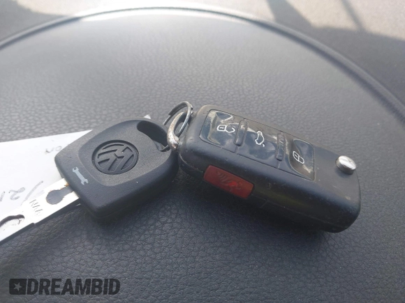 2014 Volkswagen Tiguan SE с VIN WVGAV3AX0EW598528, выставлен на аукционе IAAI как лот 42453851 с пробегом 141 869 миль миль и . История ставок и продаж доступна на DreamBid. Изображение 11.