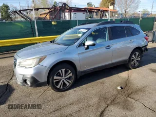 2018 Subaru Outback Limited z VIN 4S4BSENC4J3235581, wystawiony jako Copart lot #54075845 z przebiegiem 184 910 mil mil oraz Szkoda całkowita • Salvage title. Historia ofert i sprzedaży dostępna na DreamBid. Obrazek 1.