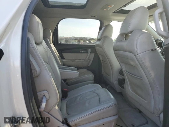 2010 GMC Acadia SLT1 with VIN 1GKLRMED7AJ269215, listed as a Copart auction lot 54445585 with 196,966 mi miles and Clean title. Bid and sale history available at DreamBid. Image 11.