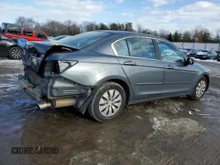 2011 Honda Accord LX z VIN 1HGCP2F36BA023898, wystawiony jako Copart lot #88648215 z przebiegiem 127 573 mil mil oraz Szkoda całkowita • Salvage title. Historia ofert i sprzedaży dostępna na DreamBid. Obrazek 3.