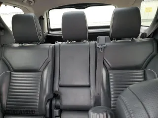 2017 Land Rover Discovery HSE Luxury with VIN SALRHBBVXHA000221, listed as a Copart auction lot 38106613 with 0 mi miles. Bid and sale history available at carsss.com. Image 10.
