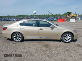2008 Lexus LS 460 LWB with VIN JTHGL46F985030541, listed as a IAAI auction lot 42078316 with 248,187 mi miles. Bid and sale history available at carsss.com. Image 13.