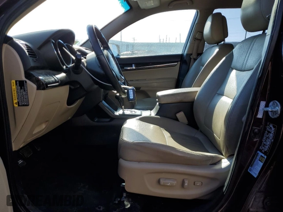 2011 Kia Sorento EX with VIN 5XYKU4A2XBG047828, listed as a Copart auction lot 46066405 with 187,962 mi miles and Salvage Title. Bid and sale history available at carsss.com. Image 7.