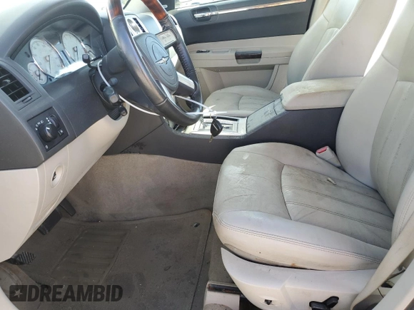 2006 Chrysler 300 C with VIN 2C3KA63H86H514875, listed as a Copart auction lot 73842884 with 0 mi miles and Salvage Title. Bid and sale history available at carsss.com. Image 7.