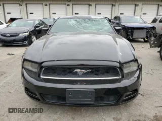 2013 Ford Mustang V6 with VIN 1ZVBP8AM7D5207785, listed as a Copart auction lot 80505444 with 180,901 mi miles and Salvage title. Bid and sale history available at DreamBid. Image 5.