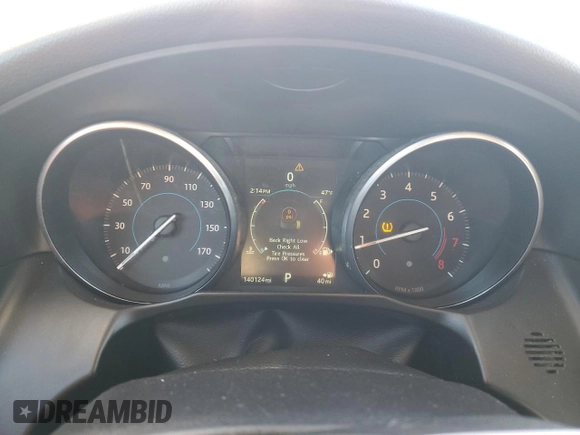 2016 Jaguar XF 35t Prestige with VIN SAJBK4BV3GCY21901, listed as a Copart auction lot 87926165 with 140,124 mi miles and Salvage Title. Bid and sale history available at carsss.com. Image 9.
