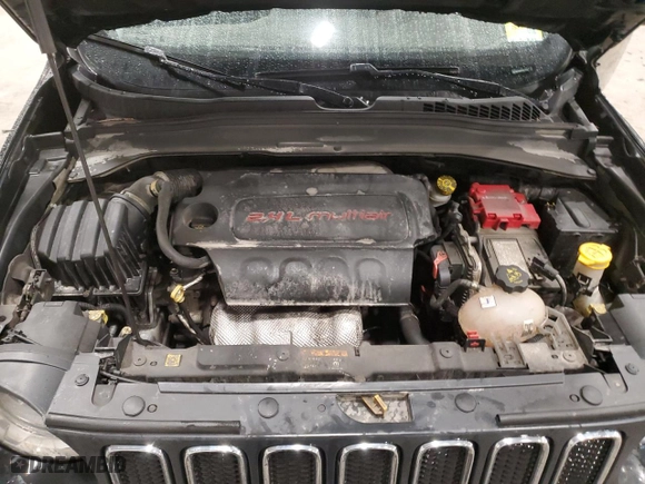 2018 Jeep Renegade Latitude with VIN ZACCJBBB3JPJ21604, listed as a Copart auction lot 48990675 with 169,740 mi miles and Non Repairable. Bid and sale history available at carsss.com. Image 12.