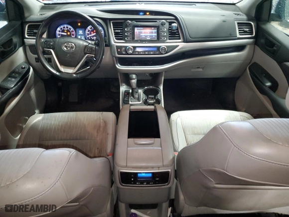 2015 Toyota Highlander LE with VIN 5TDBKRFH8FS198921, listed as a Copart auction lot 50288535 with 95,639 mi miles and Salvage Title. Bid and sale history available at carsss.com. Image 8.