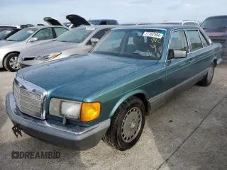 1987 Mercedes-Benz 420 Series 420SEL with VIN WDBCA35D7HA327247, listed as a Copart auction lot 77762494 with 175,394 mi miles and Non Repairable. Bid and sale history available at carsss.com. Image 1.
