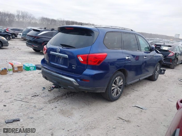 2018 Nissan Pathfinder SV with VIN 5N1DR2MM1JC636244, listed as a IAAI auction lot 41081084 with 114,711 mi miles. Bid and sale history available at carsss.com. Image 4.