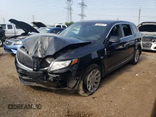2015 Lincoln MKT with VIN 2LMHJ5NK0FBL02631, listed as a Copart auction lot 66030674 with 190,331 mi miles and Salvage Title. Bid and sale history available at carsss.com. Image 1.