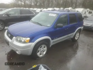 2005 Ford Escape Hybrid with VIN 1FMCU96H25KD90917, listed as a Copart auction lot 52814375 with 190,135 mi miles and Clean Title. Bid and sale history available at carsss.com. Image 1.