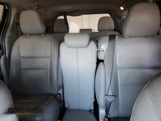 2015 Toyota Sienna XLE with VIN 5TDYK3DC4FS667923, listed as a Copart auction lot 86730854 with 62,486 mi miles and Salvage Title. Bid and sale history available at DreamBid. Image 10.
