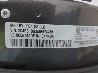 2021 Chrysler Pacifica Touring L z VIN 2C4RC1BG3MR574439, wystawiony jako IAAI lot #42190695 z przebiegiem 104 188 mil mil oraz . Historia ofert i sprzedaży dostępna na DreamBid. Obrazek 9.